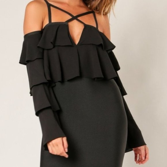 BLACK Bodycon Dress ALSO AVAILABLE IN RED - Picture 4 of 4